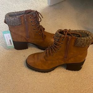MIA Brayden Sweater Cuff Hiker Boots- never worn tags on